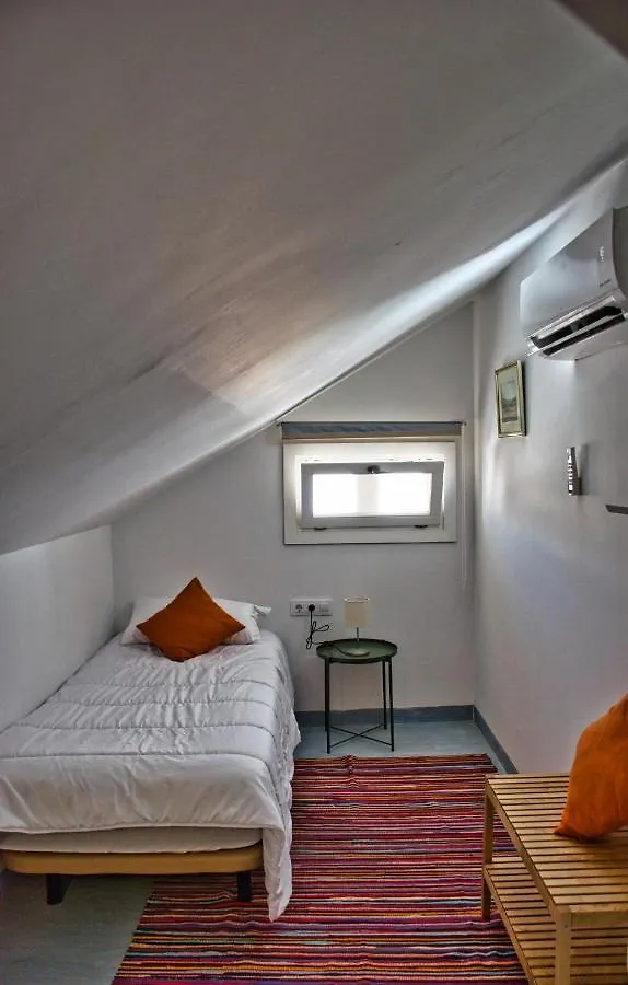 Covadonga 9 Apartments - Triana Siviglia