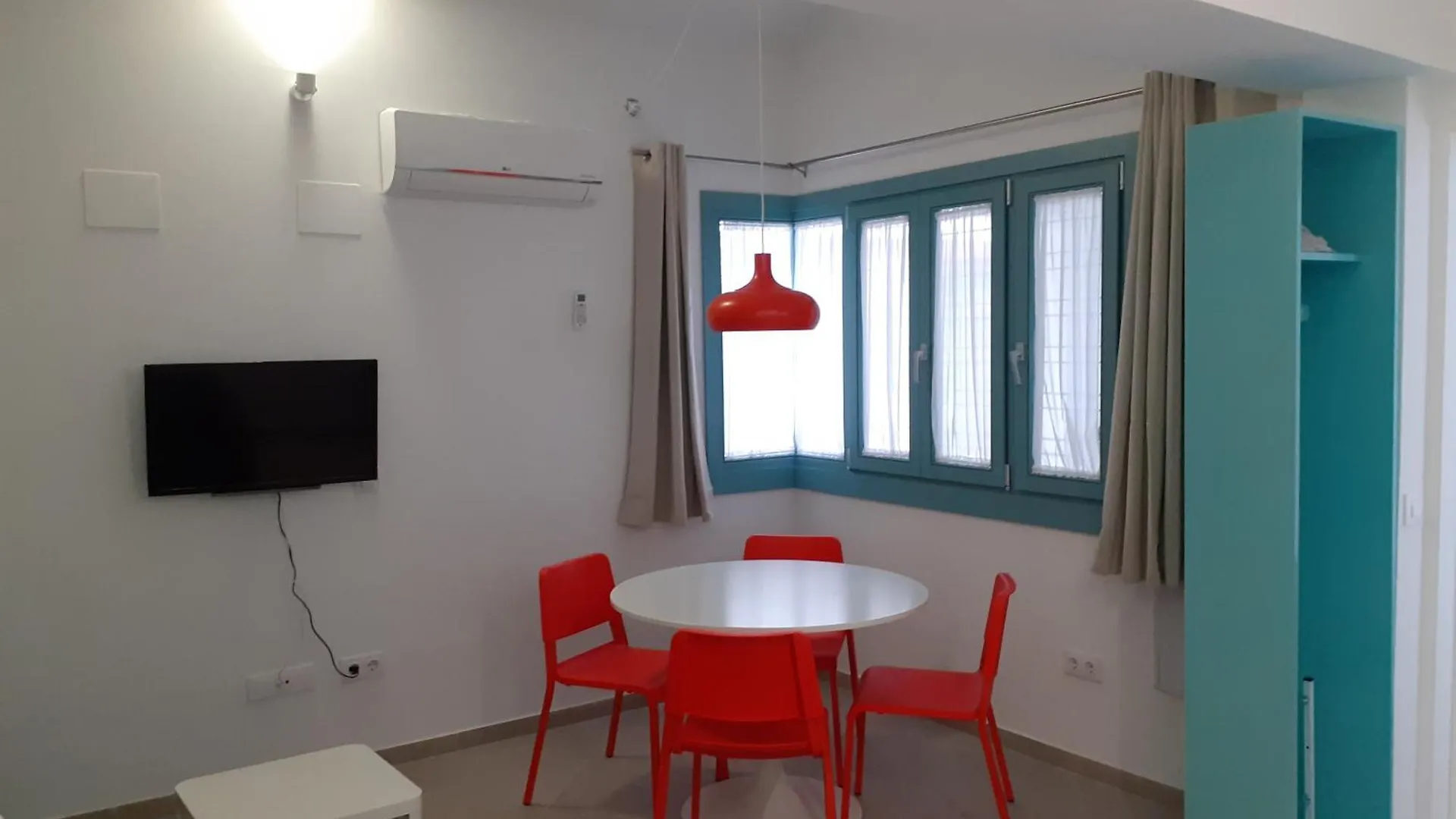 Covadonga 9 Apartments - Triana Siviglia