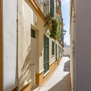 Apartment Bordador Courtyard By Valcambre, Seville